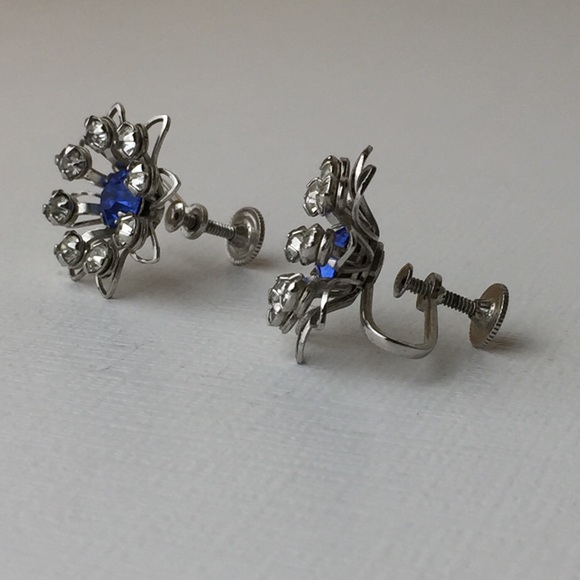 Vintage Bugbee & Niles Silver Rhinestone Earrings - Picture 3 of 8